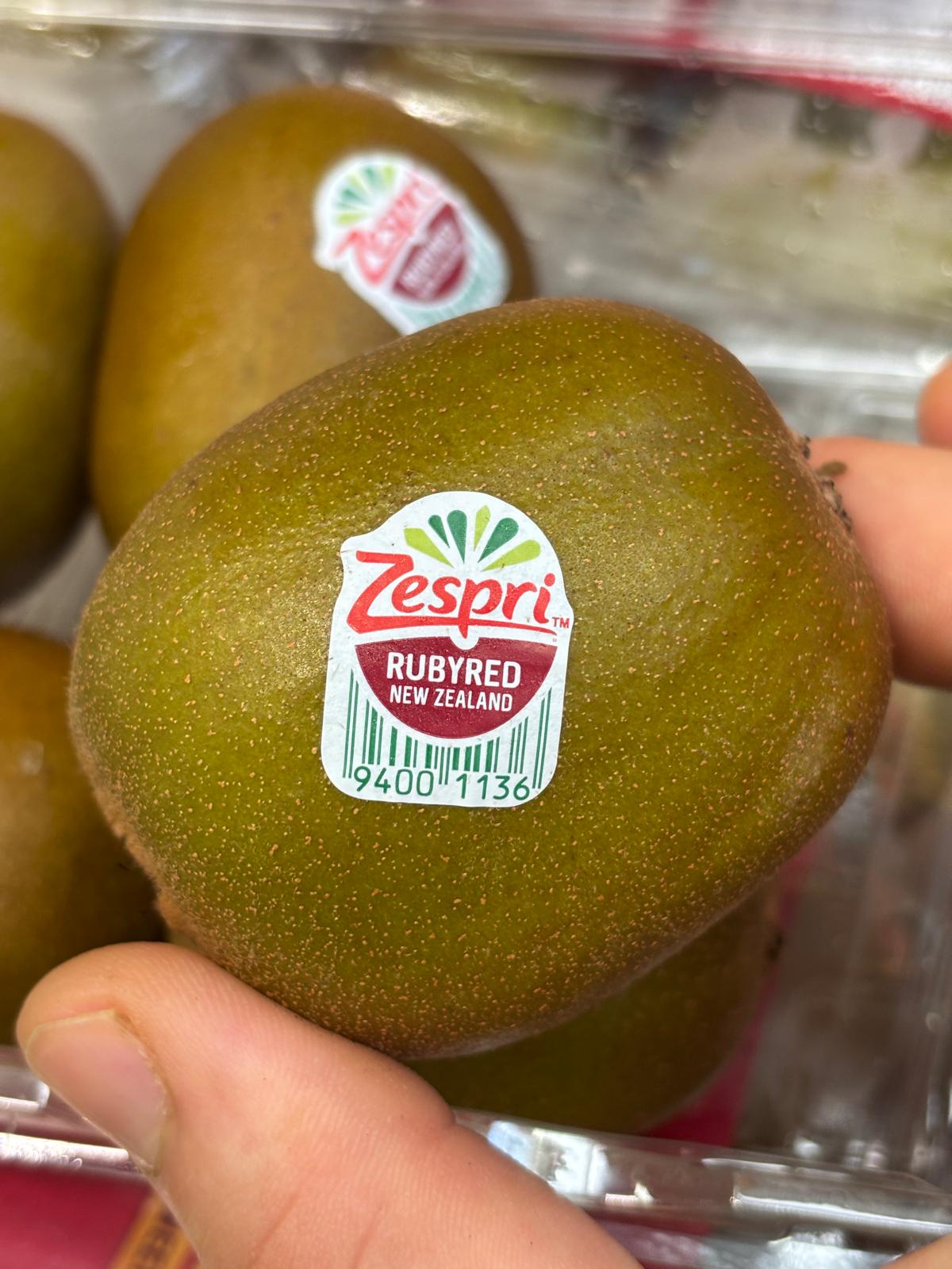 Kiwi - Red (New Zealand)